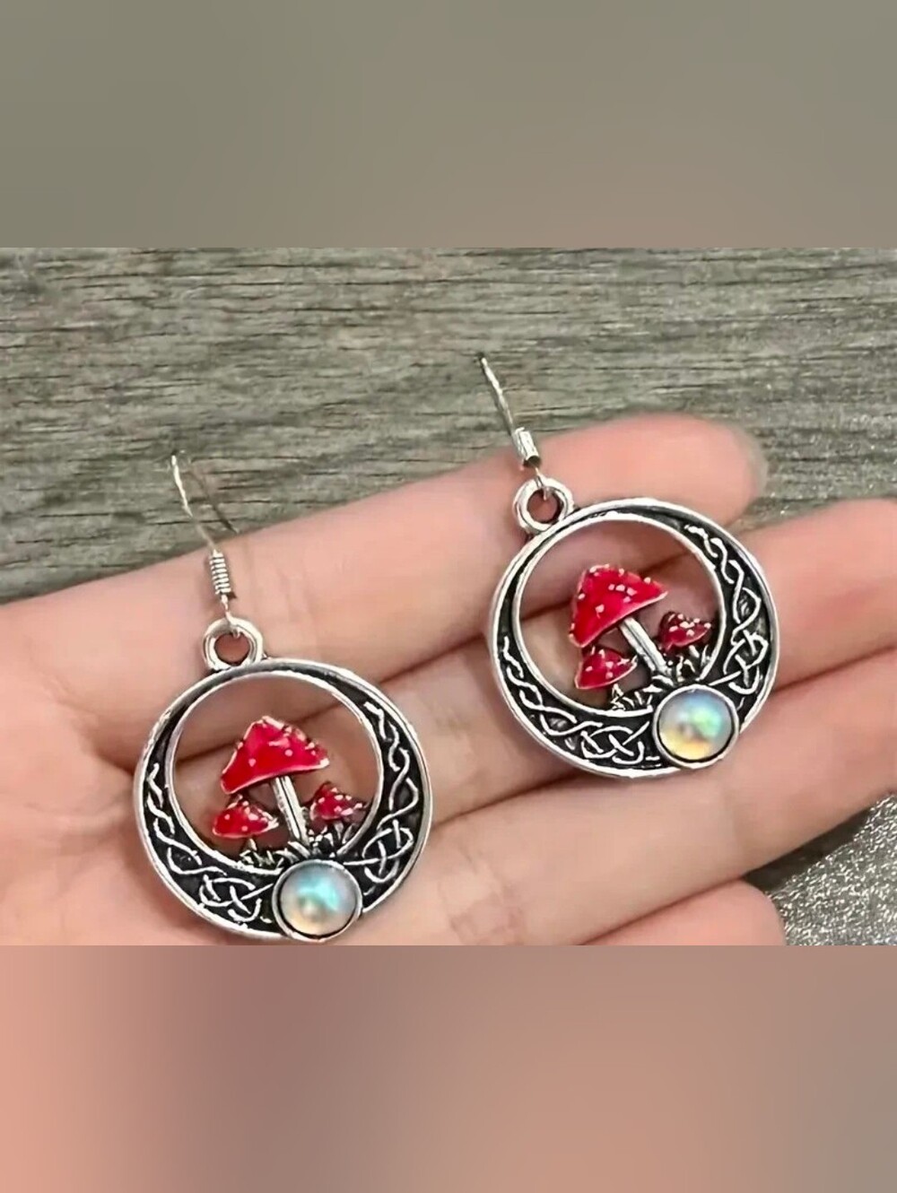 $8 Each Or Bundle 5/$20 Silver Crescent Mushroom Drop Earrings